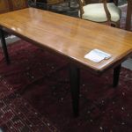 436 6689 COFFEE TABLE